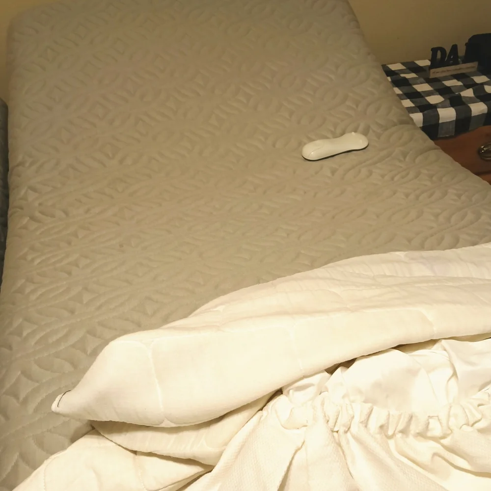 Classic White Mattress Cover with Plush Feel